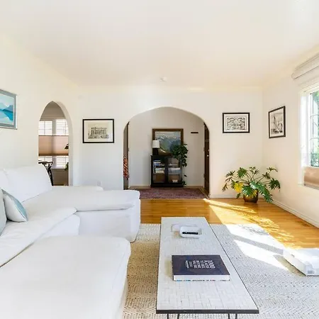Charming North Beacon Hill Craftsman-3