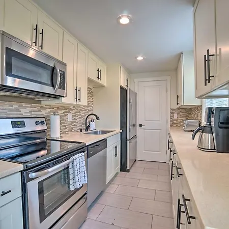 Seattle Vacation Rental About 8 Mi To Downtown-3