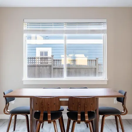 Charming 2Br Home In Seattle-2