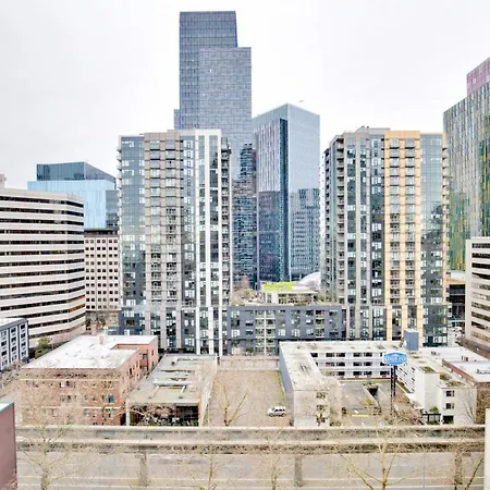 Belltown Studio W Parking Gym Easy Commute Sea-292-2