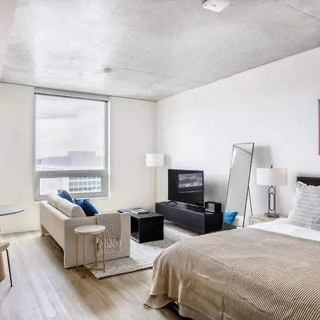 S Lake Union Studio W Gym Wd Nr Whole Foods Sea-485-3