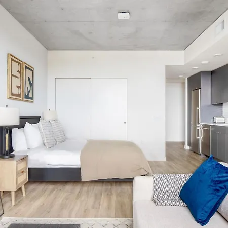 S Lake Union Studio W Gym Wd Nr Whole Foods Sea-485-2