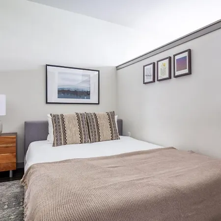 S Lake Union 1Br W Gym Wd Space Needle View Sea-164-3