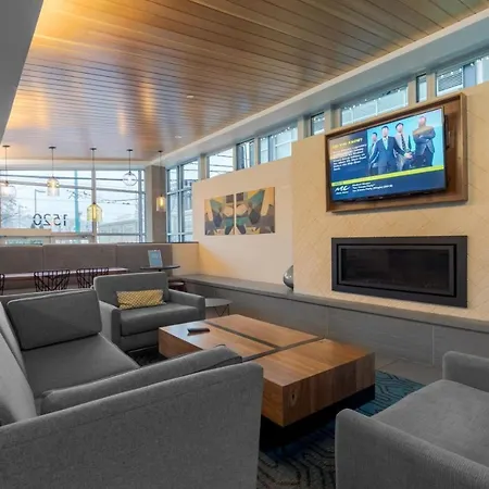 E Lake Studio W Pool Gym Nr Space Needle Sea-212-2