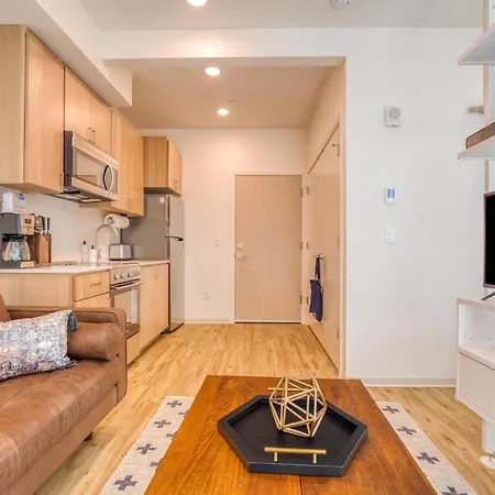 Stylish Studio In Interbay Near Salmon Bay By Zeus-3