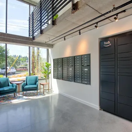 Pet-Friendly Seattle Studio With Rooftop Deck-2