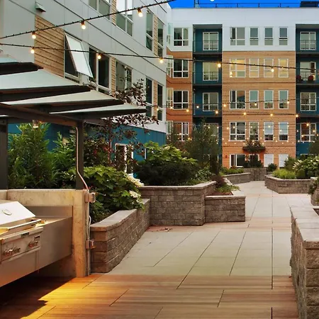 Ballard 1Br W Lounge Shops Bbq Near Dining Sea-468-2