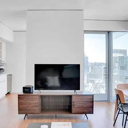 Downtown 2Br W Gym Wd Bbq Nr Dining Shops Sea-403-2