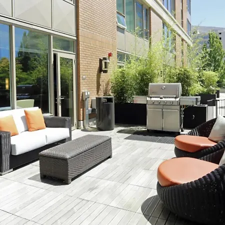 First Hill 1Br W Gym Wd Bbq Great Views Sea-512-2