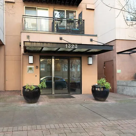 Cozy 1Br Apartment In First Hill-2
