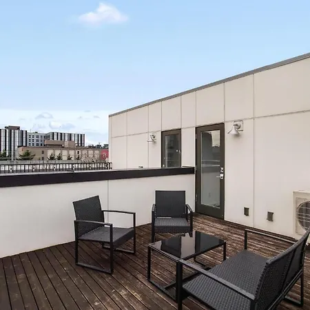 Pet-Friendly 2Br Place In Seattle-2