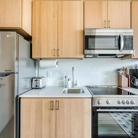 Furnished Studio In Interbayseattle W Amenities-2