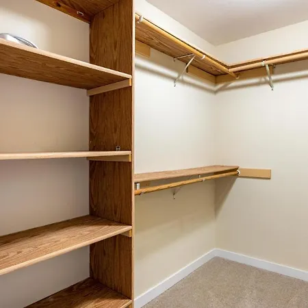 Spacious 4Br House In Seattle-2