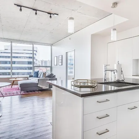 Beautiful 1Br In Seattle Pool Pet-Friendly-3
