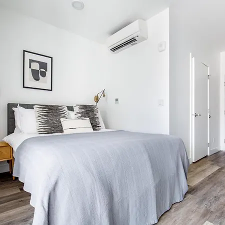 Capitol Hill Studio W Rooftop Pet Area Nr Bars Sea-95-2