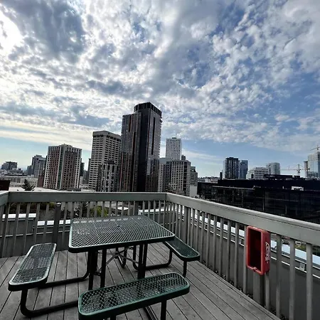 Downtown 1 Bedroom 1 Bathroom Condo-2