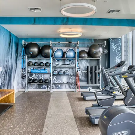 Downtown 1Br W Gym Wd Bbq Nr Dining Shops Sea-399-2