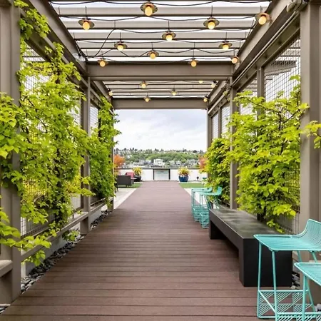 S Lake Union 2Br W Gym Wd Nr Space Needle Sea-182-2