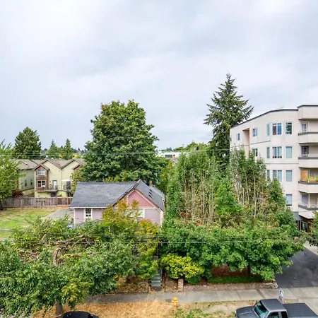 Ballard Studio W Rooftop Bbq Nr Dining Sea-179-3