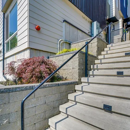 Spacious Seattle Vacation Rental With Rooftop Patio!-3