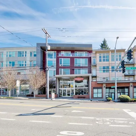 Wallingford Jr 1Br W Shuffleboard Nr Shops Sea-625-2