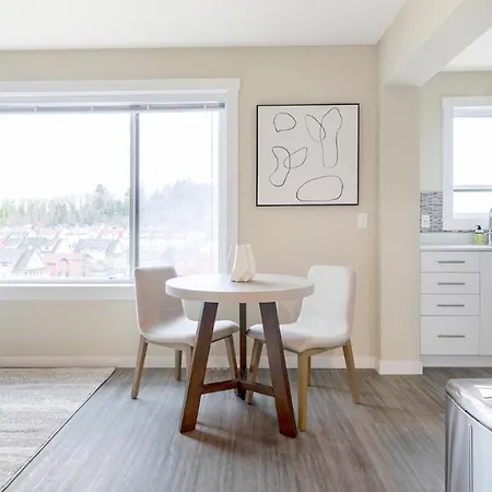 Modern Apartment In Prime Location Id8763X56-2