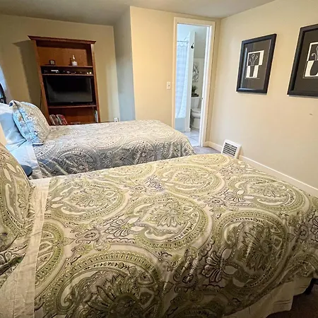 Lakefront Craftsman-3