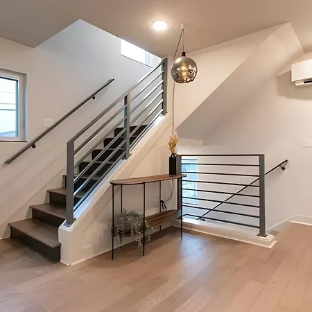 Urban Oasis: 3Br3Bth W/Rooftop And View, Fireplace-2
