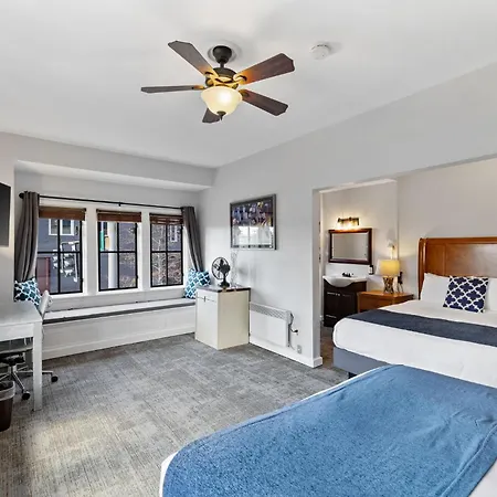 College Inn Hotel-2