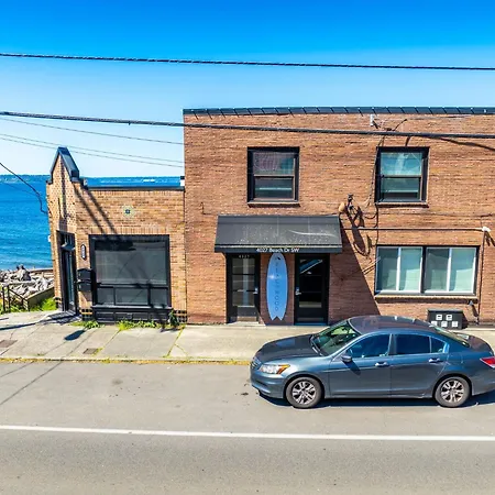 Waterfront Bliss, 2 Bedroom Apt Near Alki Beach-3
