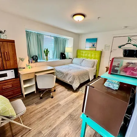 Micro Studio Apartment 10 Minutes Walk To University Of Washington-2
