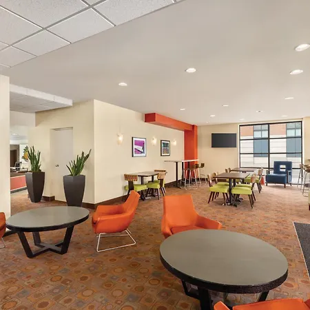 Staypineapple, University Inn, University District Seattle-2