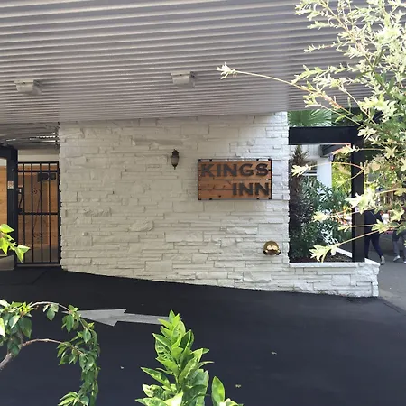 Kings Inn-2