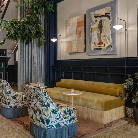 Marqueen Hotel - Newly Renovated-2