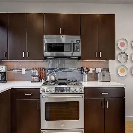 Fremont Jet City - Three Bedroom Townhome-3