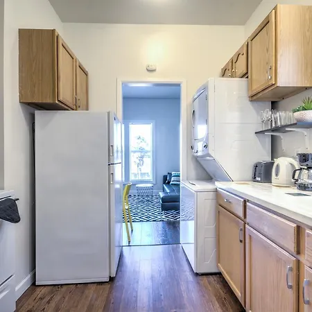Bright 1 Bedroom In The Heart Of Capitol Hill Apt B-2