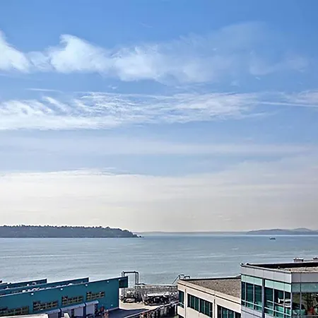 Belltown Waterfront Suites By Barsala-2