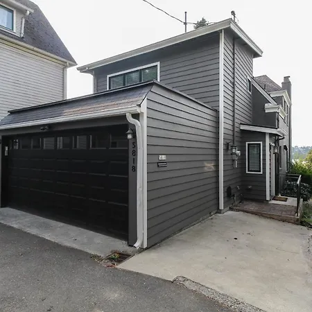 Green Lake Bungalow-2