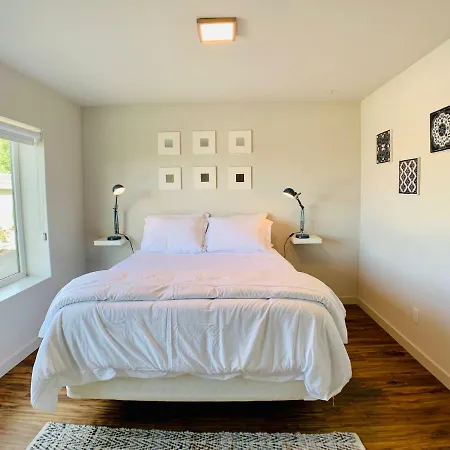 Corner Unit With Panoramic Views Of Water/Mountain-2