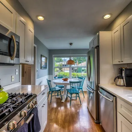 Alki Beach House-3