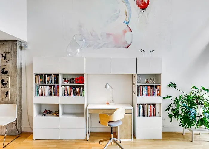 Artist'S Retreat