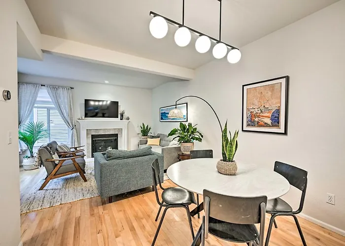 Seattle Townhome, Walk To Golden Gardens Park