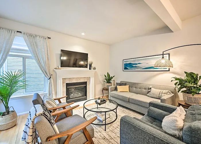 Seattle Townhome, Walk To Golden Gardens Park