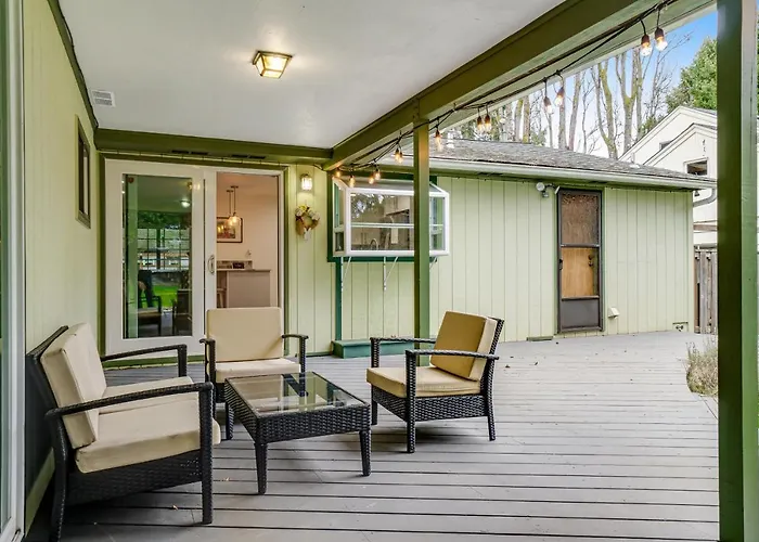 Interlake Escape