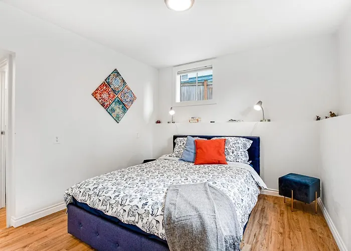 Pet friendly Ballard Bliss Studio Seattle