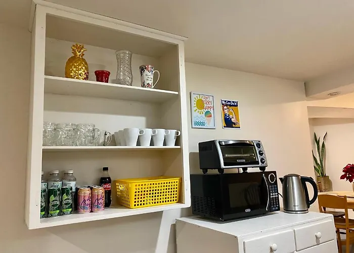 Tiny Private Room