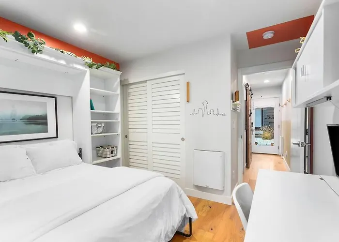 Modern Sustainable Design In Ballard - 92 Wlkscore
