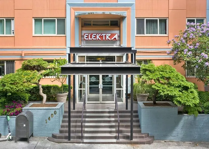 Private Penthouse In The Heart Of Seattle With Views