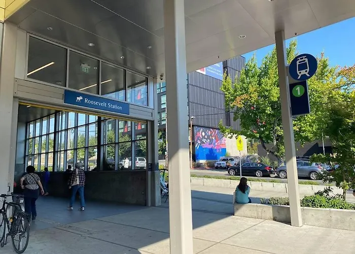 New Private Tiny Home Near Greenlake/Lightrail/I-5