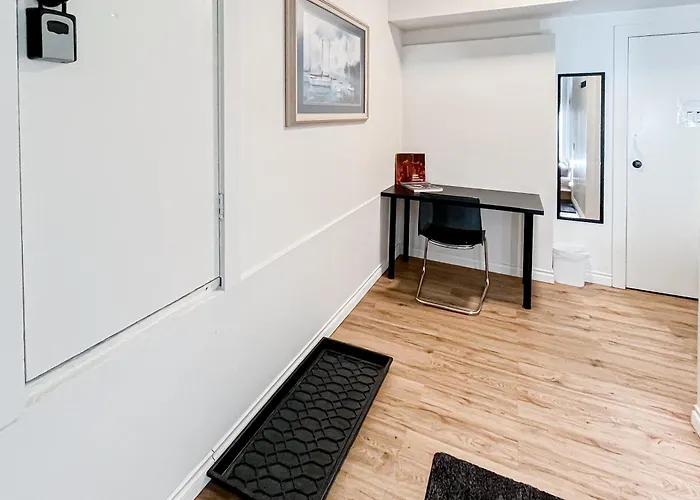 Pet friendly Ballard Bliss Studio Seattle